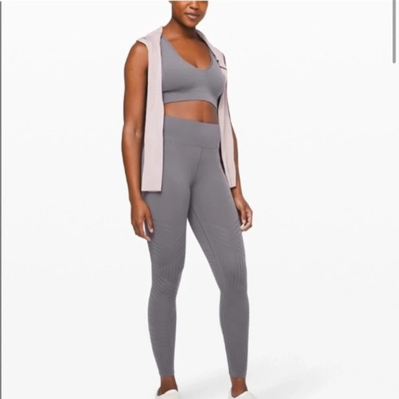 Lululemon Reveal SET  (tight & bra) - Picture 1 of 7
